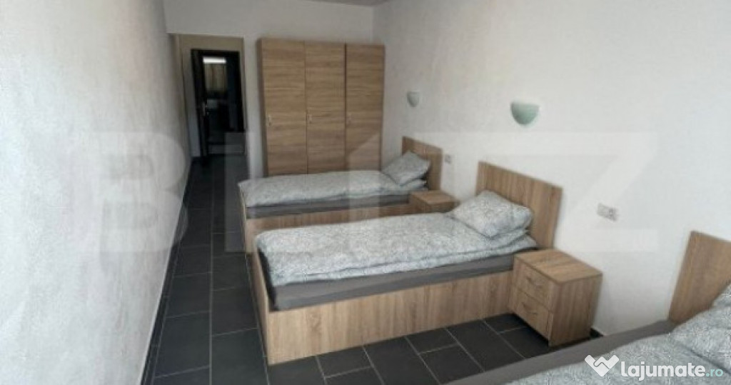 Hostel de vanzare cu 22 de camere, Dumbravita!