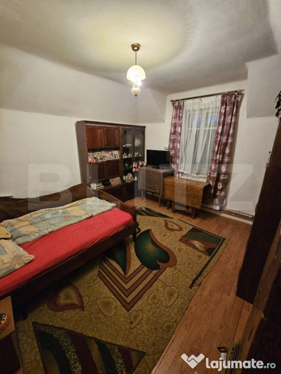 Apartament cu 3 camere in Episcopia