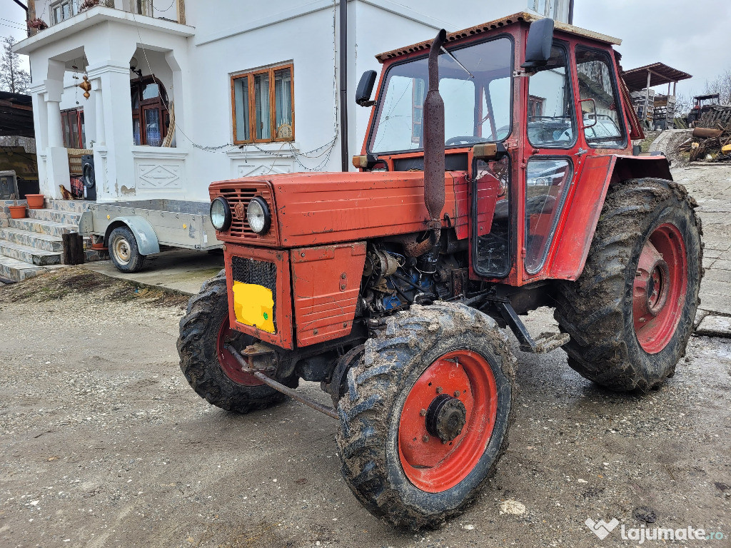 Tractor UTB 445 DT