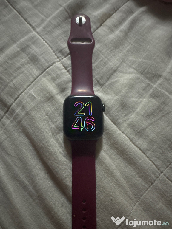 Vând Apple Watch seria 7