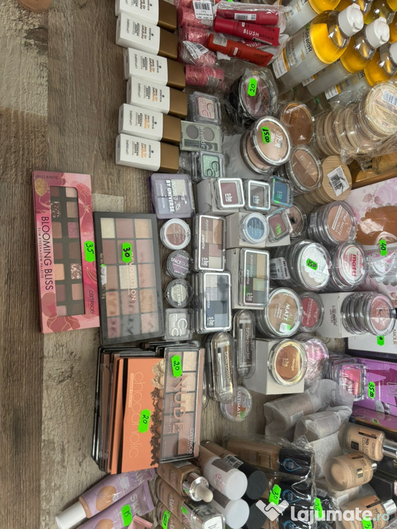 Produse de make-up