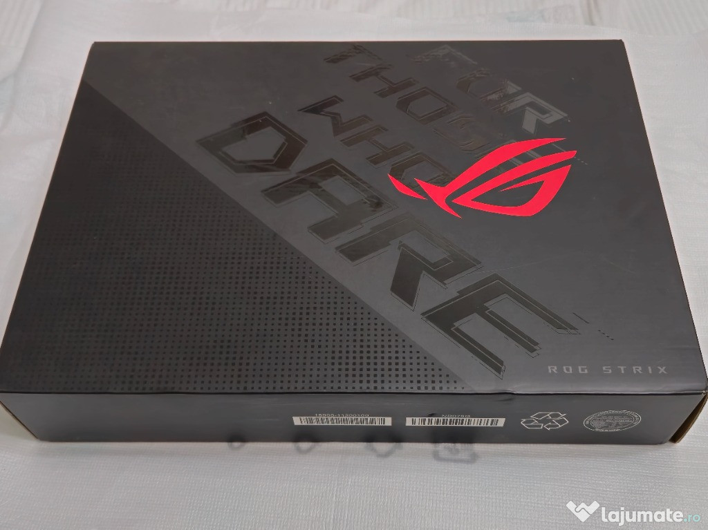 Laptop Gaming ASUS ROG Strix SCAR 15 G533Q