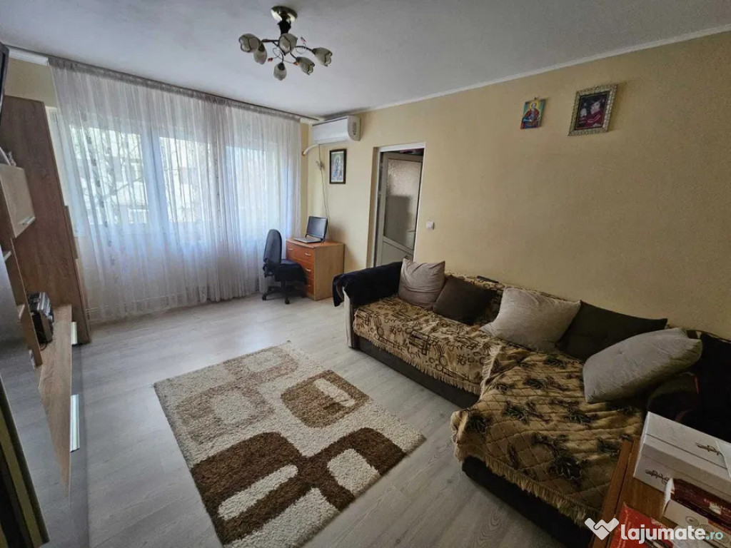 Alexandru- Apartament 2 camere, etaj 3 - 69.900 euro