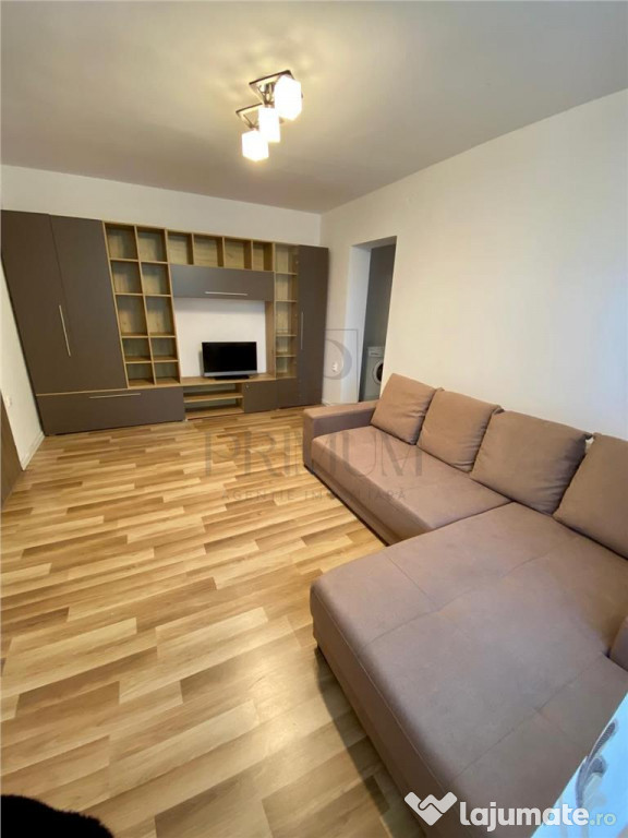 Apartament 2 camere semidecomandat, zona Tipografilor, Str.