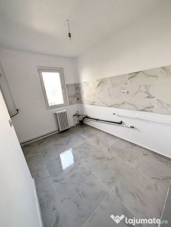 Doua camere Podu Ros,intersectie Cotnari,renovat complet,CT,Izolat