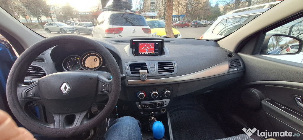 Renault megane3 hatchback cu instalatie gaz și butelie 67Lit