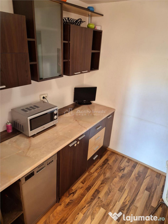 Apartament 2 camere de zona Compania de Apa