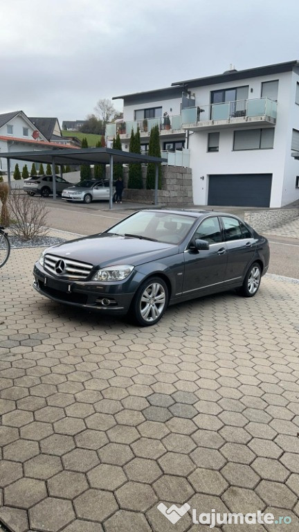 Mercedes C200 CGI BlueEFFICIENCY