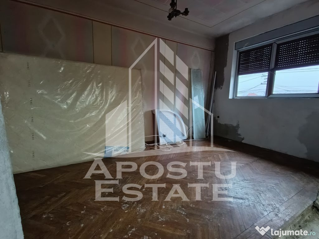 Casa P+1, toate utilitatile, garaj, necesita renovare, Gi...