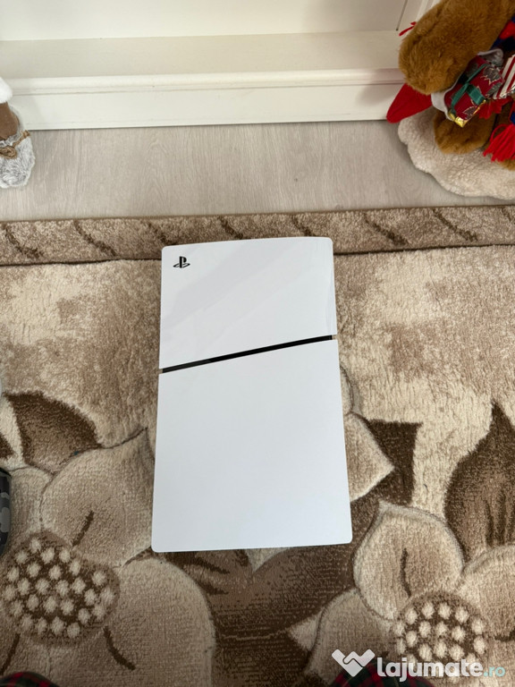 Vând Consola PS5, mai multe detalii în descriere