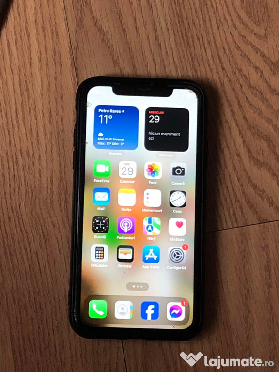 Vând iPhone 11-64GB