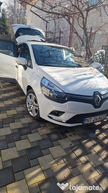 Renault Clio. benzină