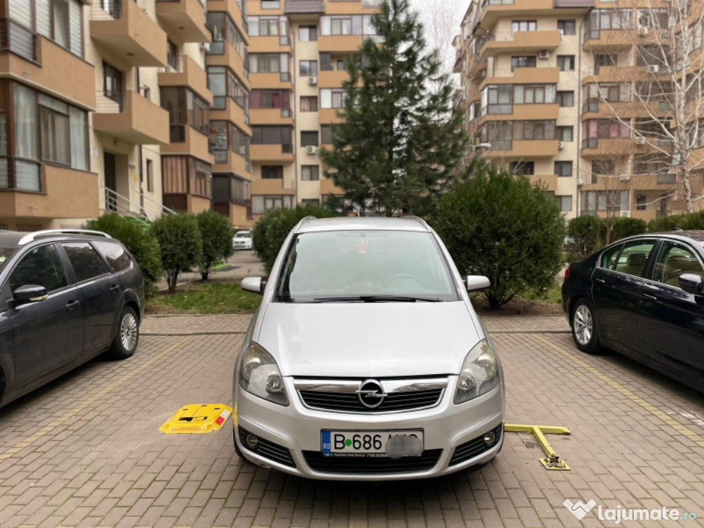 Vand zafira an 2007 propietar 7 locuri