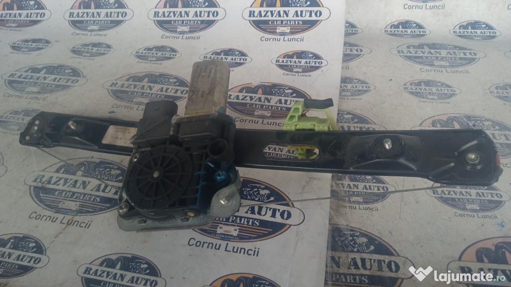 Boxa podea stanga BMW Seria 1 F20