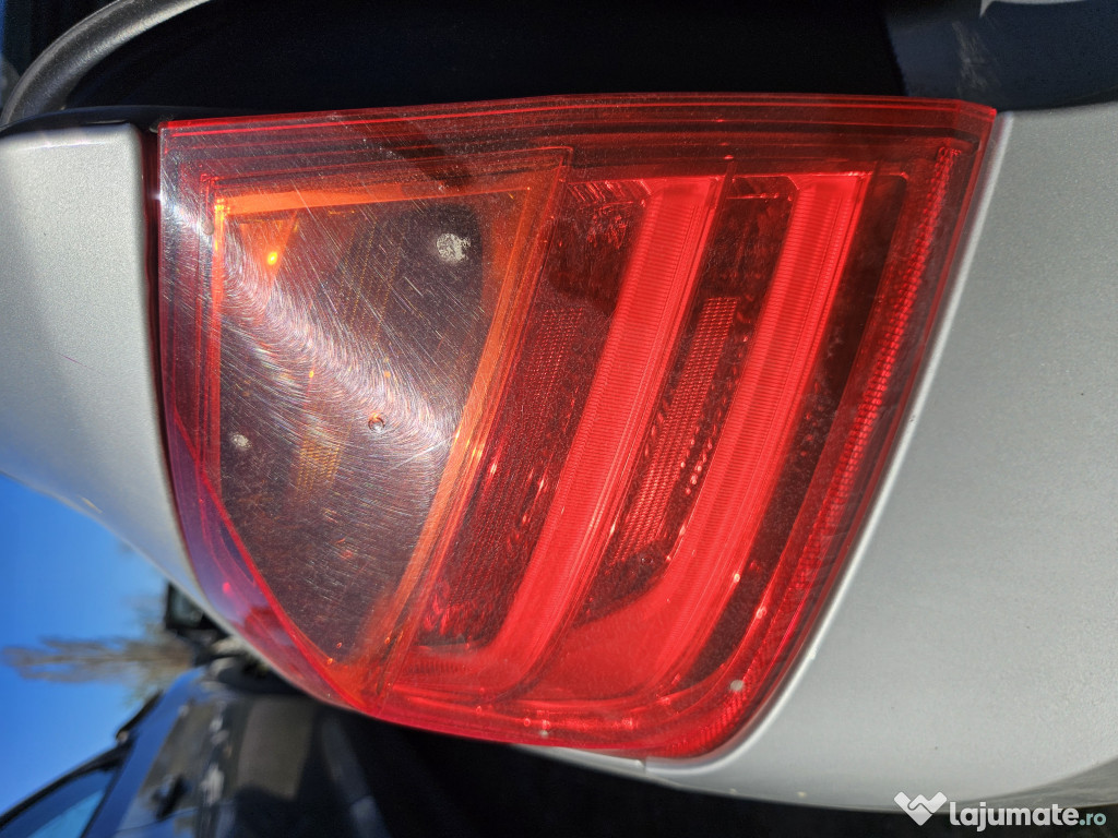 Grila proiector dreapta Renault Koleos 2018
