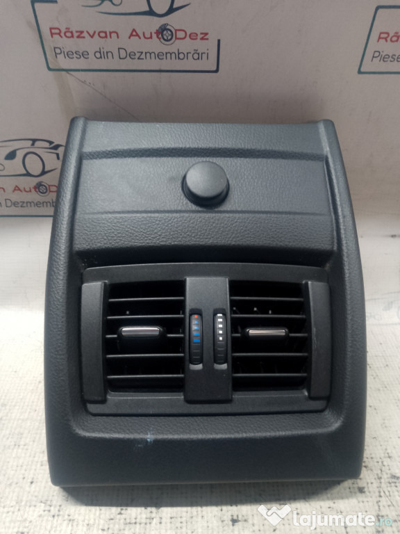 Grila ventilatie stanga Skoda Octavia 3 2015