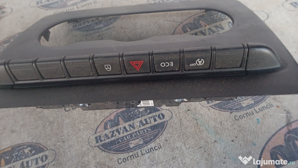 Buton deschidere hayon Volkswagen Jetta 2012