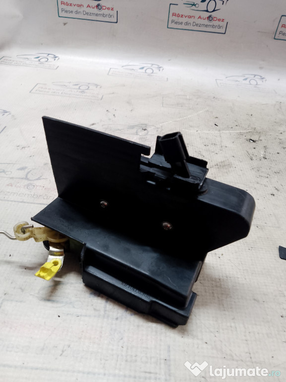 Centura dreapta fata cu capsa Volkswagen Golf 6 2010