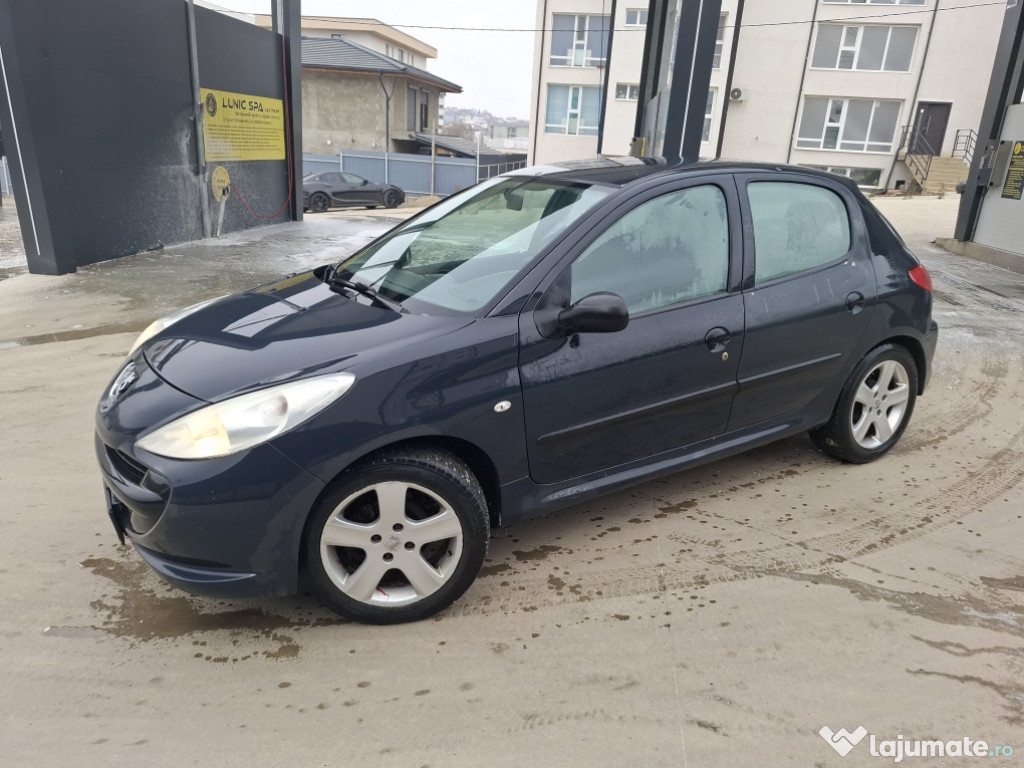 Peugeo 206plus 1.4d 2012 2200e