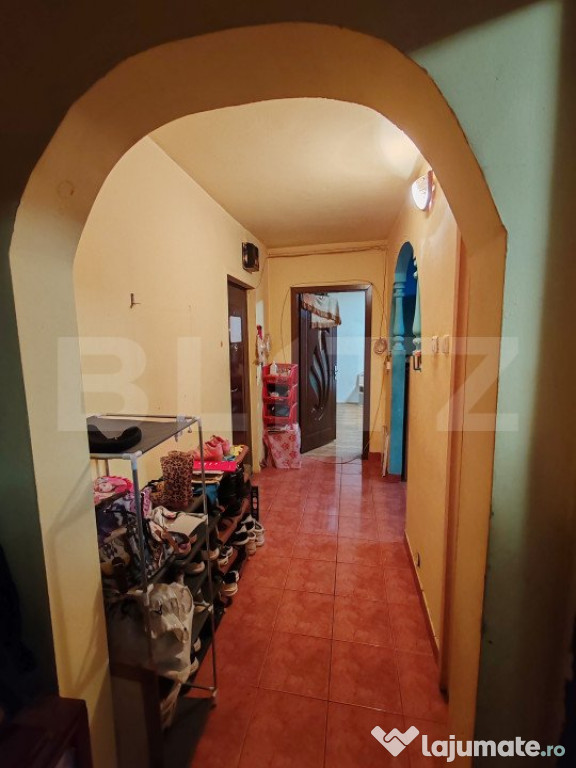 Apartament 2 camere, 54 mp, decomandat, confort 1, zona Shop