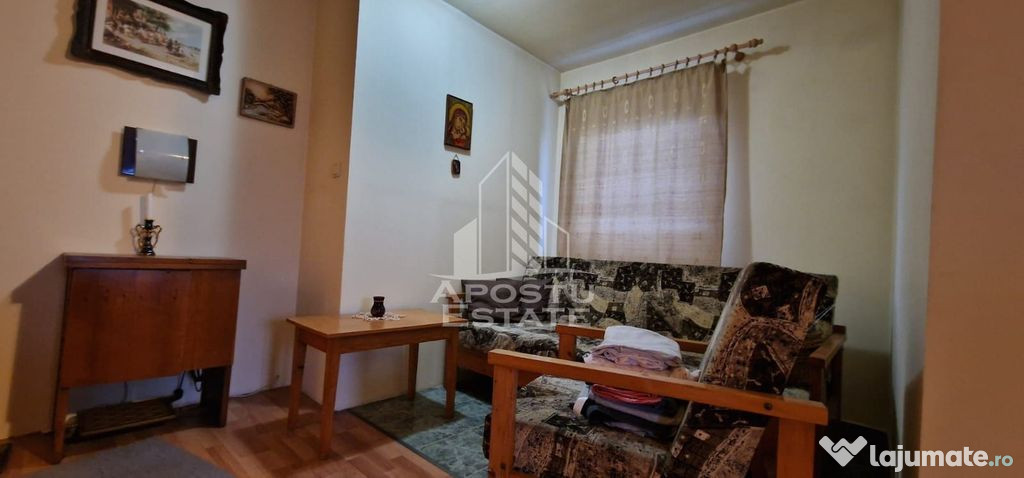 Apartament cu 2 camere , cu curte spatioasa, centrala pro...