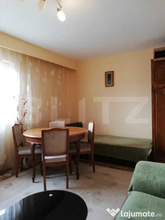 Apartament, 2 camere, decomandat, 52 mp, zona strazii Doroba