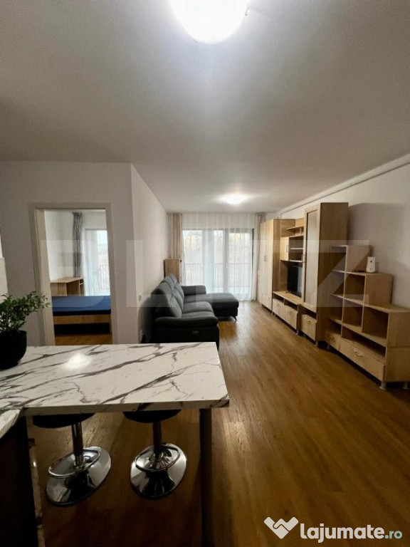 Apartament 3 camere, 63 mp, terasa 11 mp, bloc nou, zona Zor