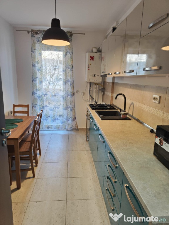 Inchiriez apartament 2 camere central