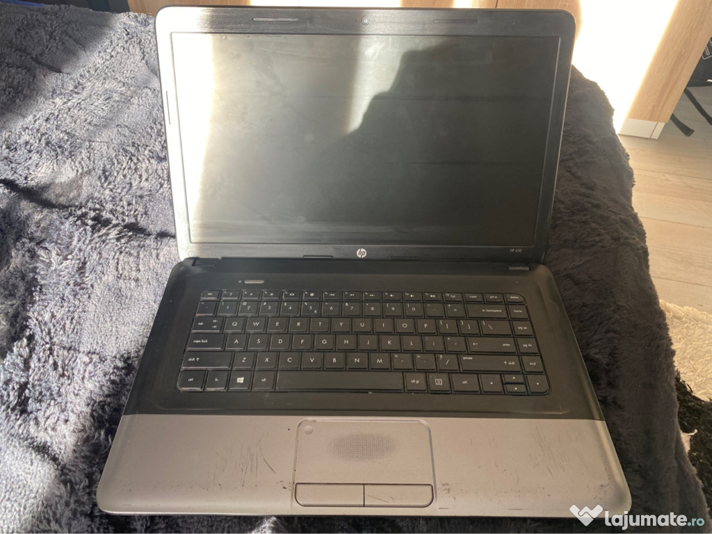 Laptop hp pentru piese