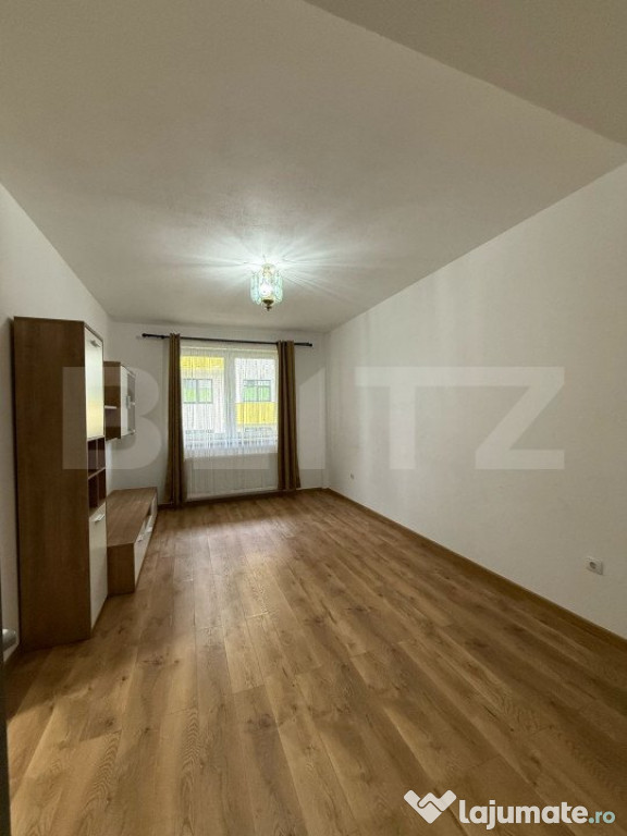 Apartament cu doua camere, 51 mp, decomandat, cartier Turnis