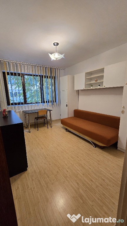 Închiriere apartament 2 camere decomandat apusului