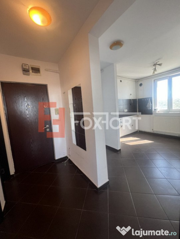 Apartament cu 3 camere decomandat, zona Girocului