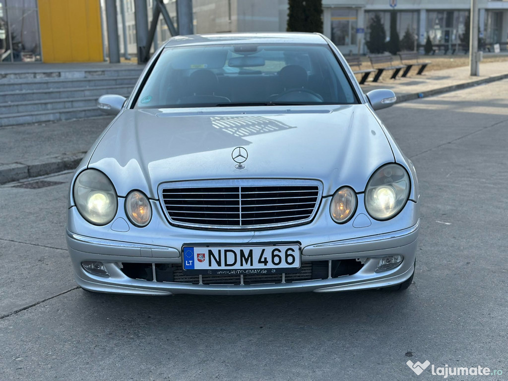 Mercedes Benz E270 2.7