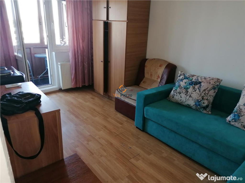 Proprietar Garsoniera cu Balcon zona Olimpia Stadion