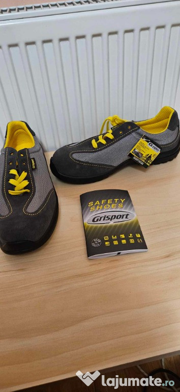 Ghete Gripsport nr 43 Noi
