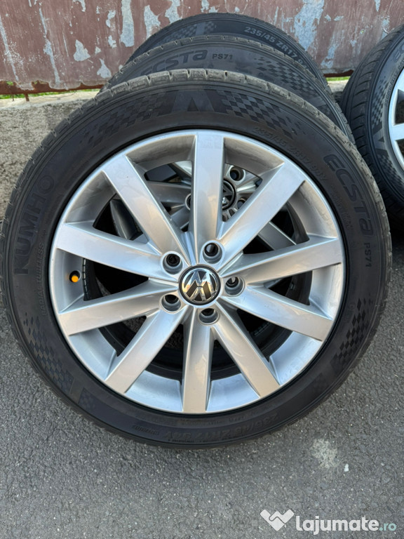 Vând Jante cu Anvelope 235/45 R17