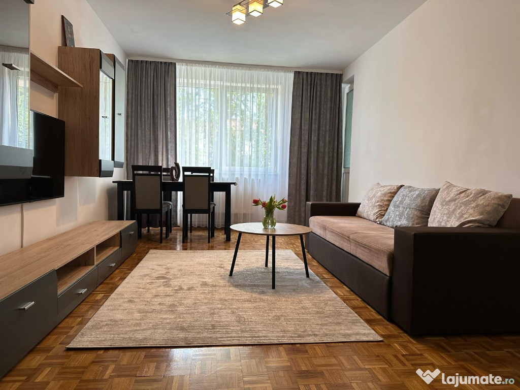 Inchiriez apartament 2 camere, situat la etajul 1, cartier Strand I,
