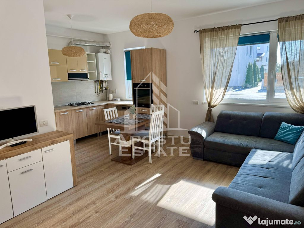 Apartament cu 3 camere, curte 54mp, zona Dumbravita