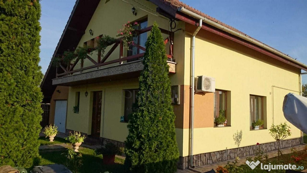 Casa individuala - asfalt - garaj - toate utilitatile - tere