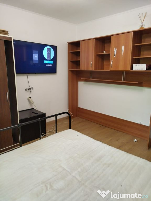 Vand apartament 2 camere decomandat Metrou Eroii Revolutiei