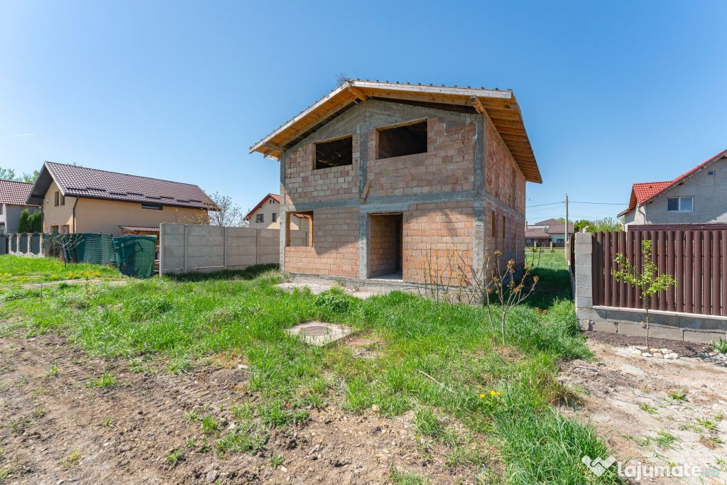 Oportunitate Casă la Roșu în Harman – Ideală pentru...