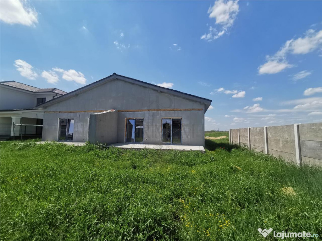 Duplex cu toate utilitatile - zona buna - posibilitate alege
