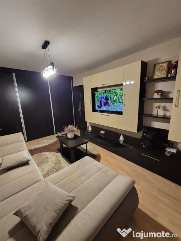 2 camere decomandate,et.2
