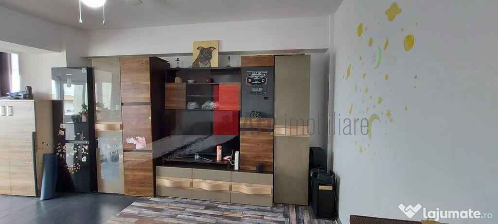 Garsonieră cu balcon mare, luminoasă și liniștită | ...