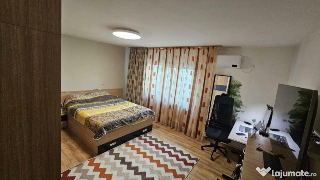Apartament de 4 camere CU CENTRALA-Hol H-Sebastian-13 Septem