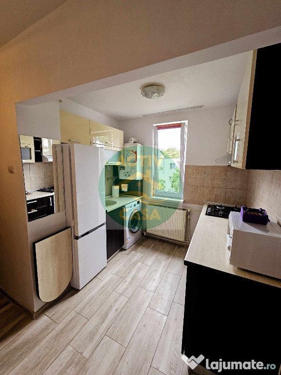 Apartament 2 camere, decomandat, zona Piata Mica