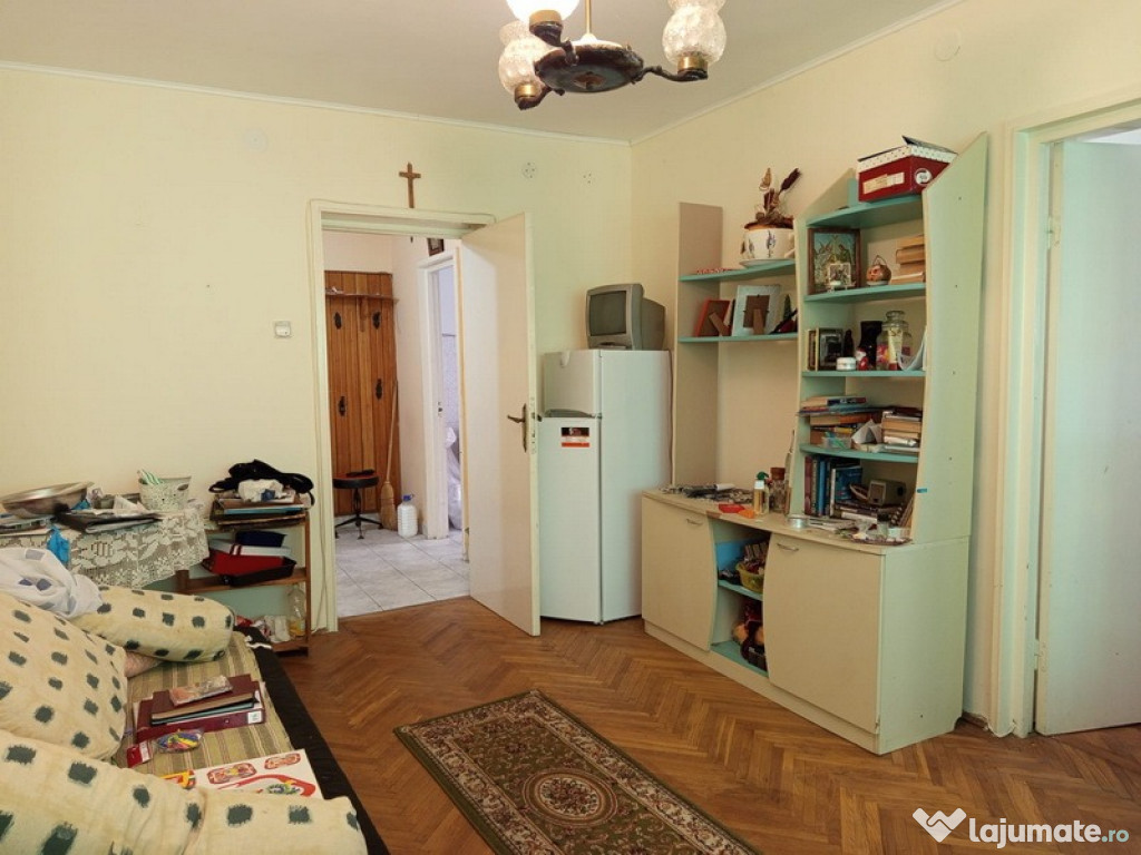 Apartament 2 camere in Deva, zona Al. Pacii-Sc . Gen. Nr. 4