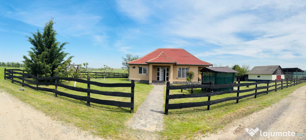 CASA IN INIMA NATURII