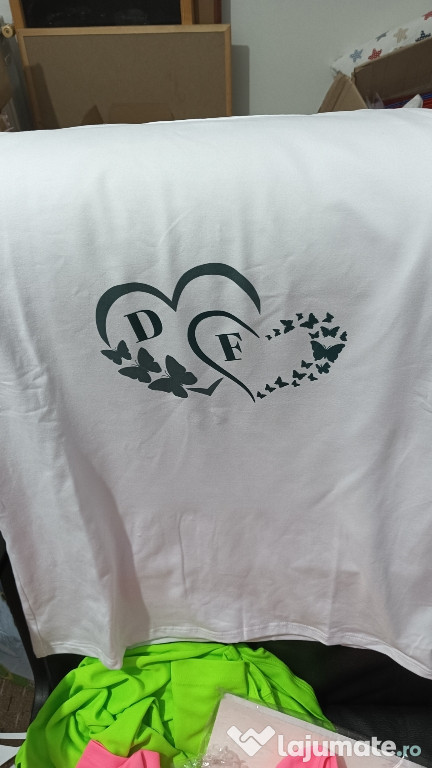 Tricouri personalizate