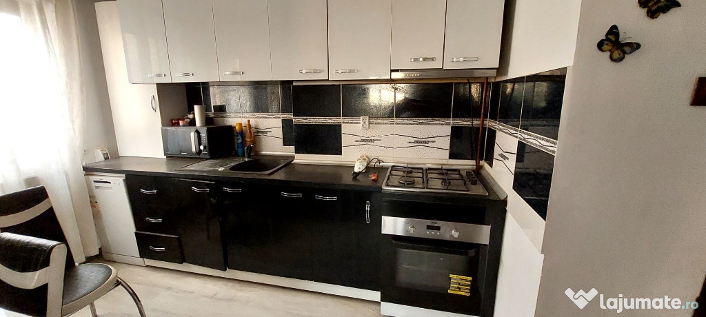 Apartament de vânzare zona Hcc Caracal